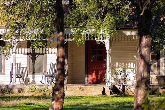 view of front facade