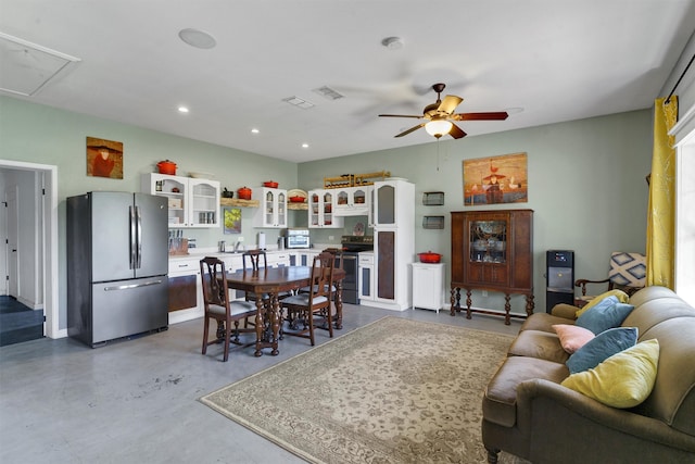 dining area featuring ceiling fan