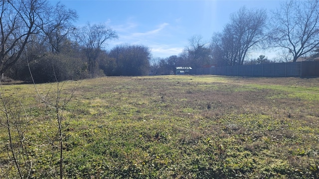 Listing photo 3 for TBD E Burks St, Pilot Point TX 76258