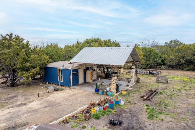 view of shed / structure