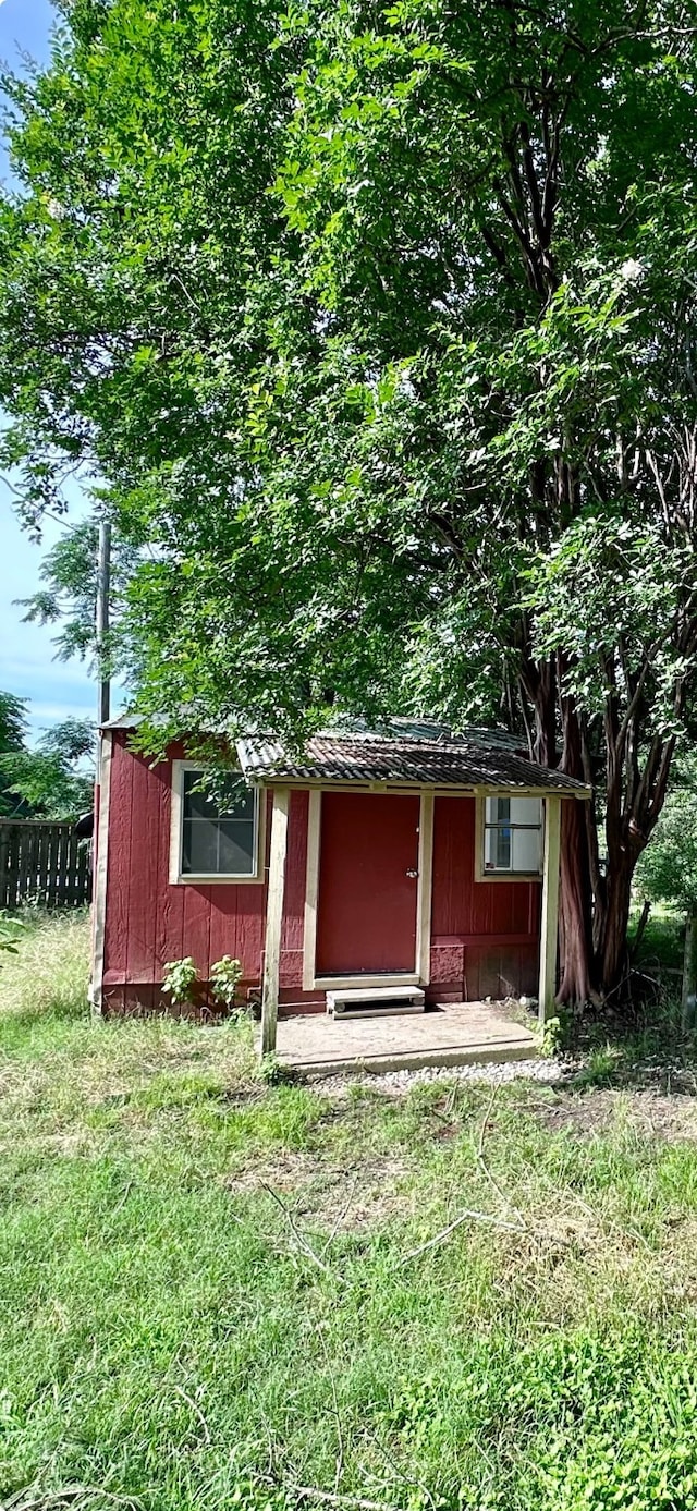 view of shed / structure