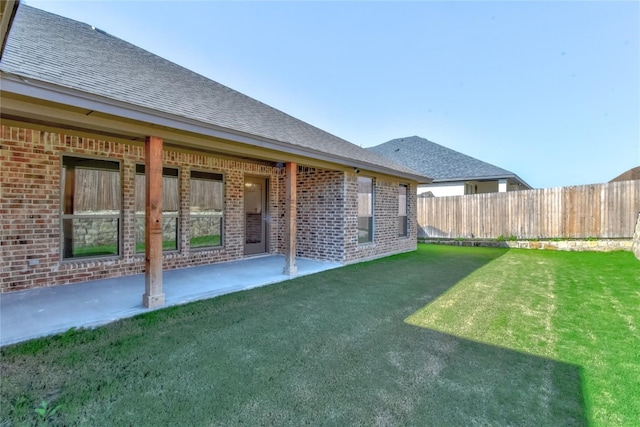 view of yard with a patio area