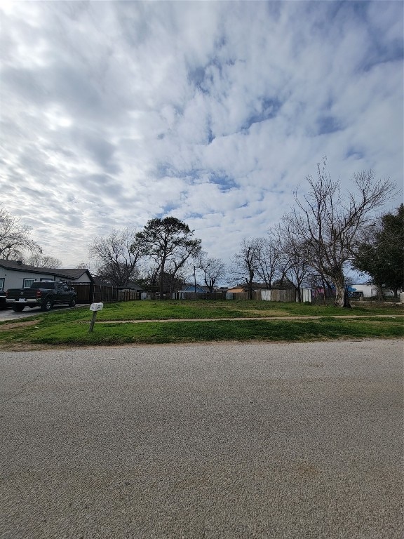 208 Broadmoor Ave, Arlington TX, 76010 land for sale