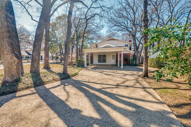 view of front of home featuring covered porch