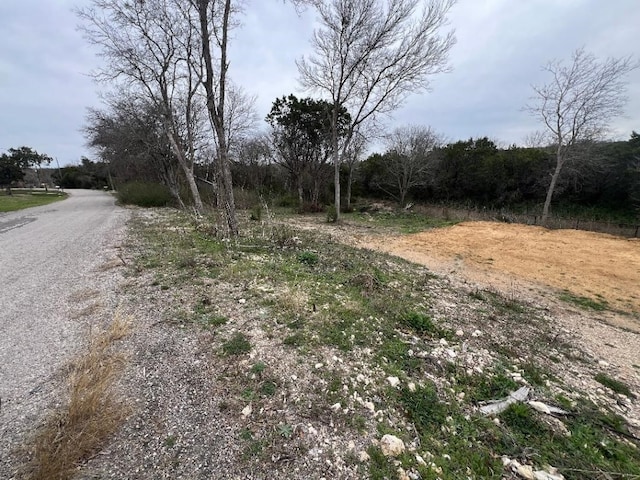 Listing photo 3 for 304 Country Club Rd, Whitney TX 76692