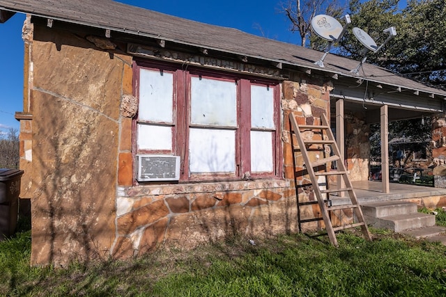 view of side of property