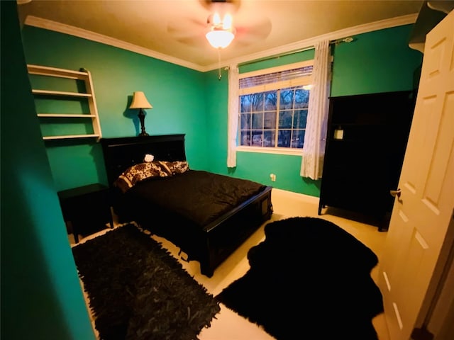 bedroom featuring ceiling fan and crown molding