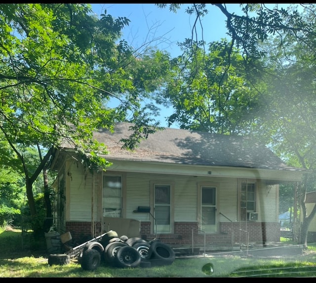 exterior space featuring a porch