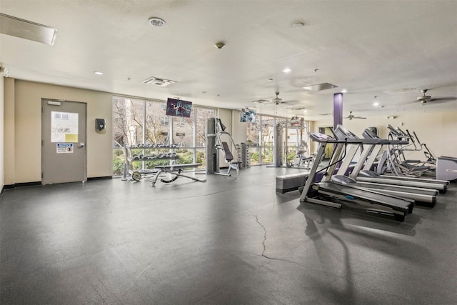 exercise room featuring ceiling fan