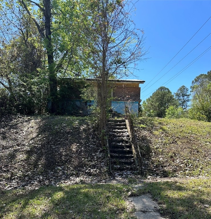 view of outdoor structure