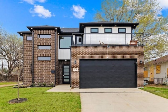 view of front facade with a front lawn and a garage