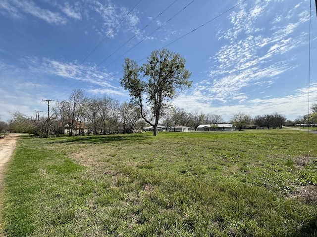 Listing photo 2 for 99 Sherman St, Cooper TX 75432