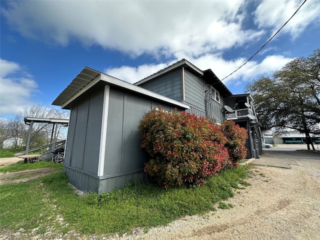 view of property exterior