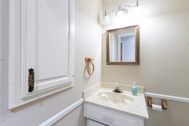 bathroom featuring oversized vanity