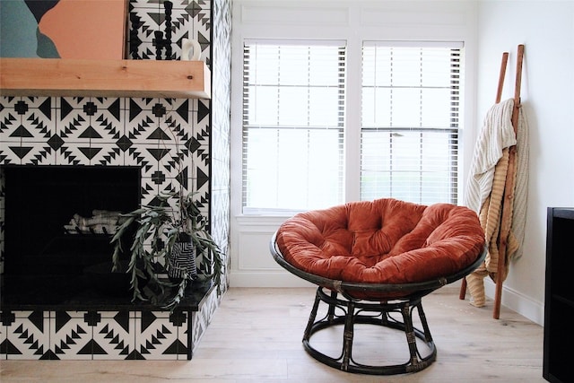 living area featuring light wood-type flooring