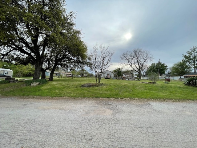 Listing photo 2 for TBD W 11th, Cisco TX 76437