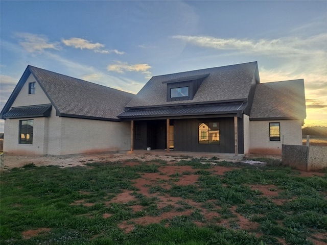 view of front of house