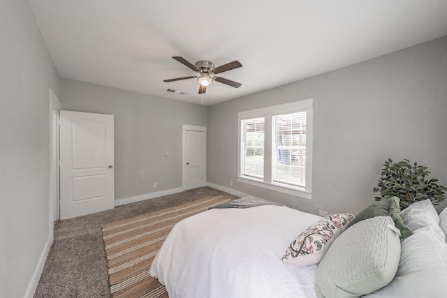 bedroom featuring carpet and ceiling fan