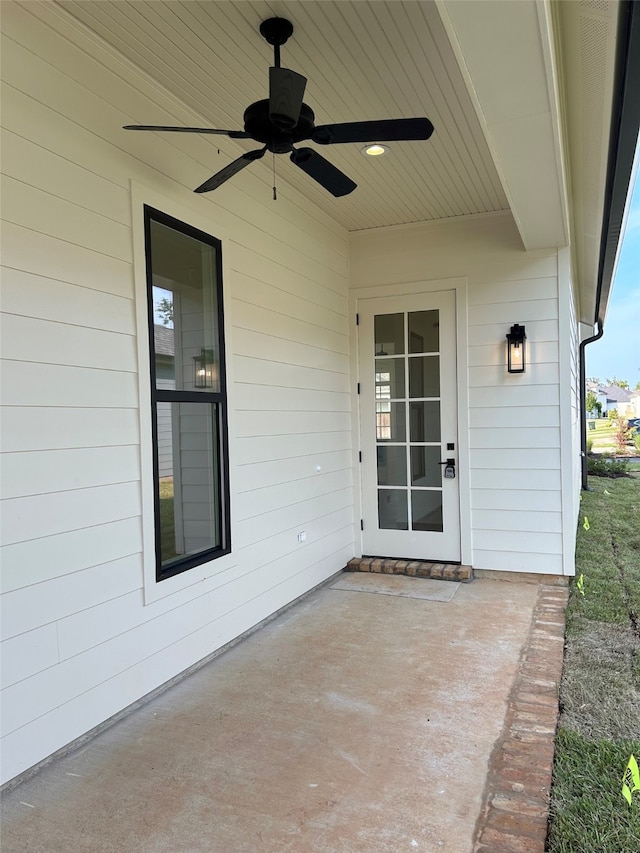 view of patio / terrace with ceiling fan