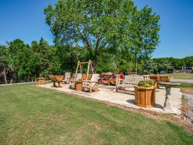 view of yard with a patio