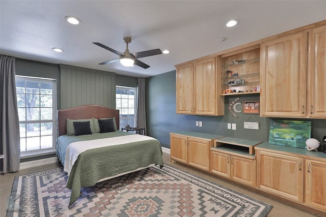 bedroom featuring ceiling fan