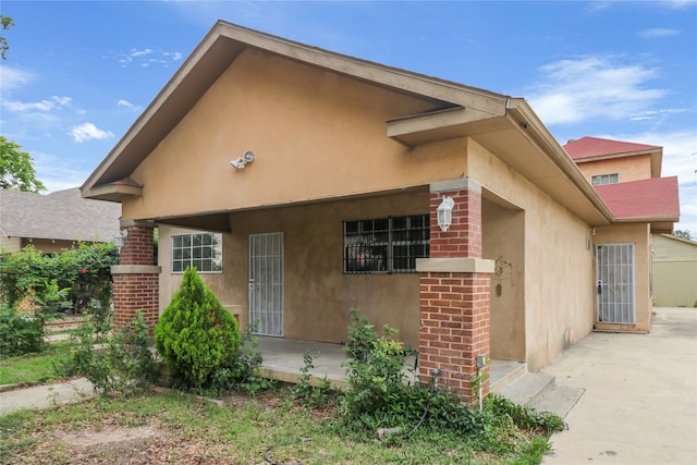 view of front of home