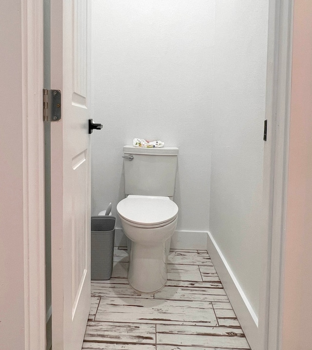 bathroom featuring toilet