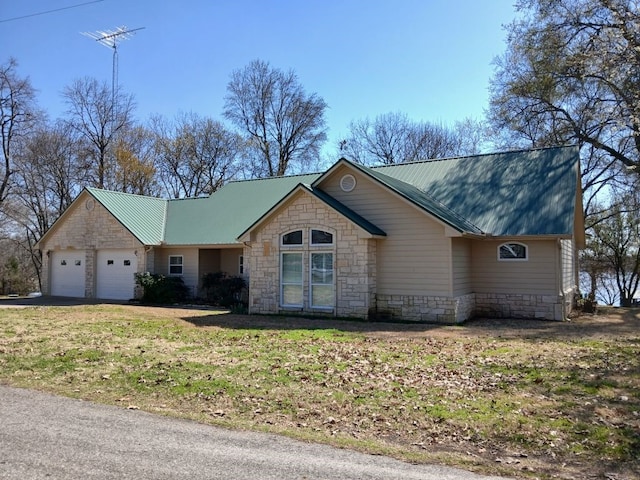 625 County Road 1947, Yantis TX, 75497, 2 bedrooms, 2.5 baths house for sale