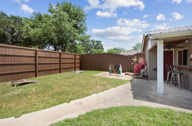 view of yard featuring a patio