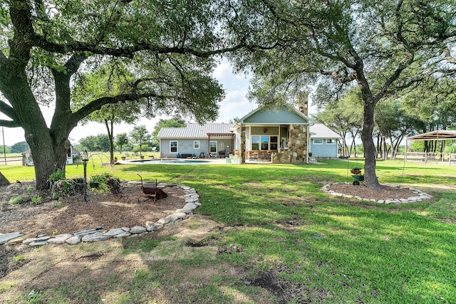 view of yard featuring a garage