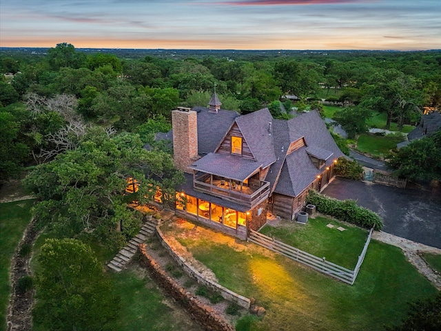 view of aerial view at dusk