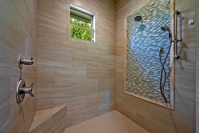 bathroom featuring tiled shower