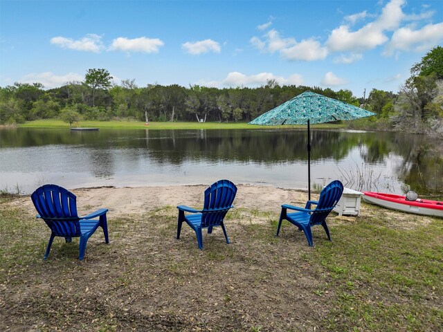 view of yard with a water view