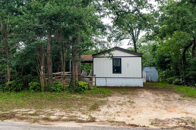 view of shed / structure