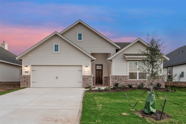 craftsman house with a yard