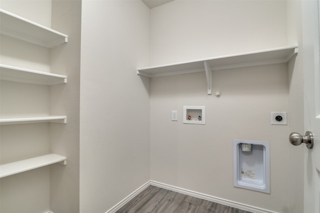 laundry room with gas dryer hookup, washer hookup, hookup for an electric dryer, and hardwood / wood-style floors