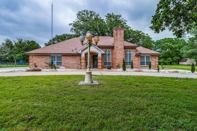 exterior space featuring a yard