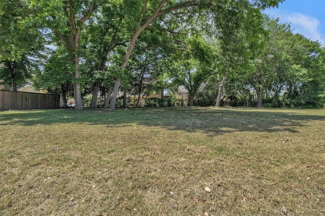 Listing photo 3 for 3900 N Garland Ave, Garland TX 75040