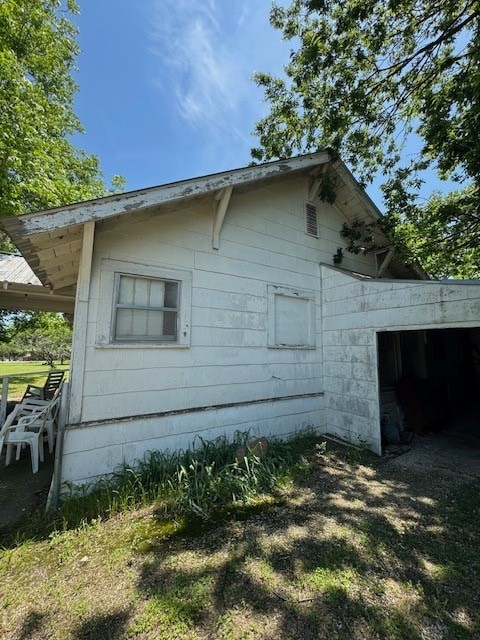 view of side of home