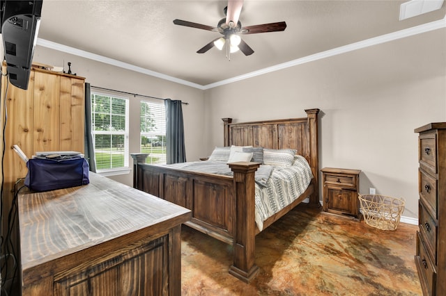 bedroom featuring crown molding and ceiling fan