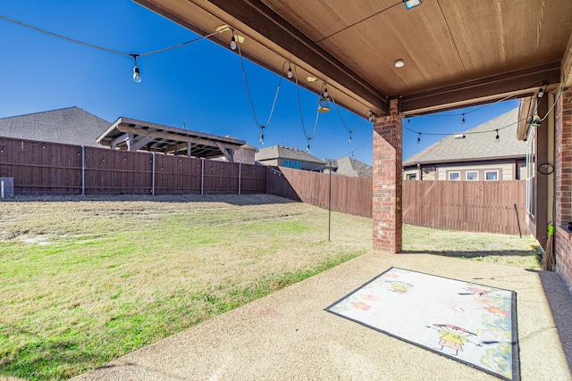 view of yard with a patio