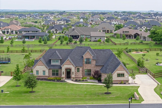 view of front of home featuring a front lawn