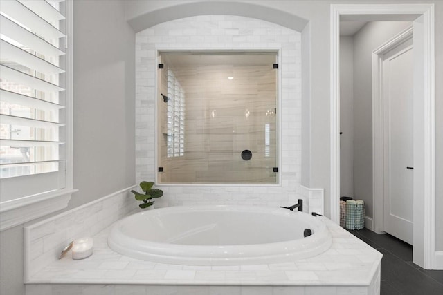 bathroom with a bathtub