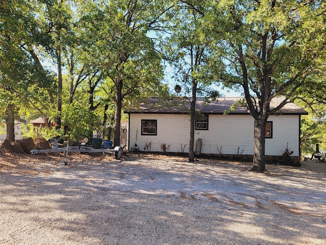 view of front of property