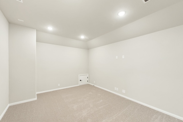 unfurnished room with carpet floors