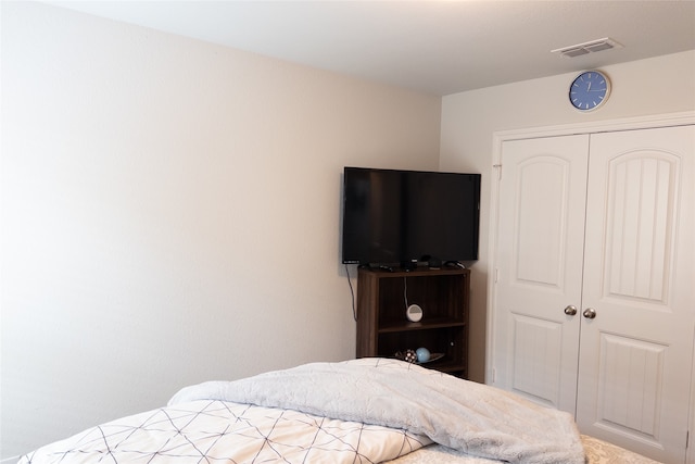 bedroom with a closet