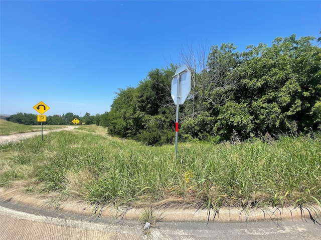 Listing photo 2 for 3300 W Morton St, Denison TX 75020