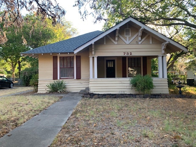 bungalow-style home featuring a porch