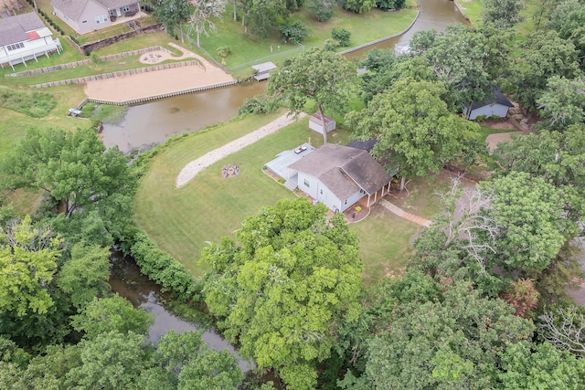 bird's eye view with a water view