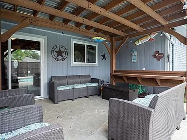 view of patio featuring outdoor lounge area